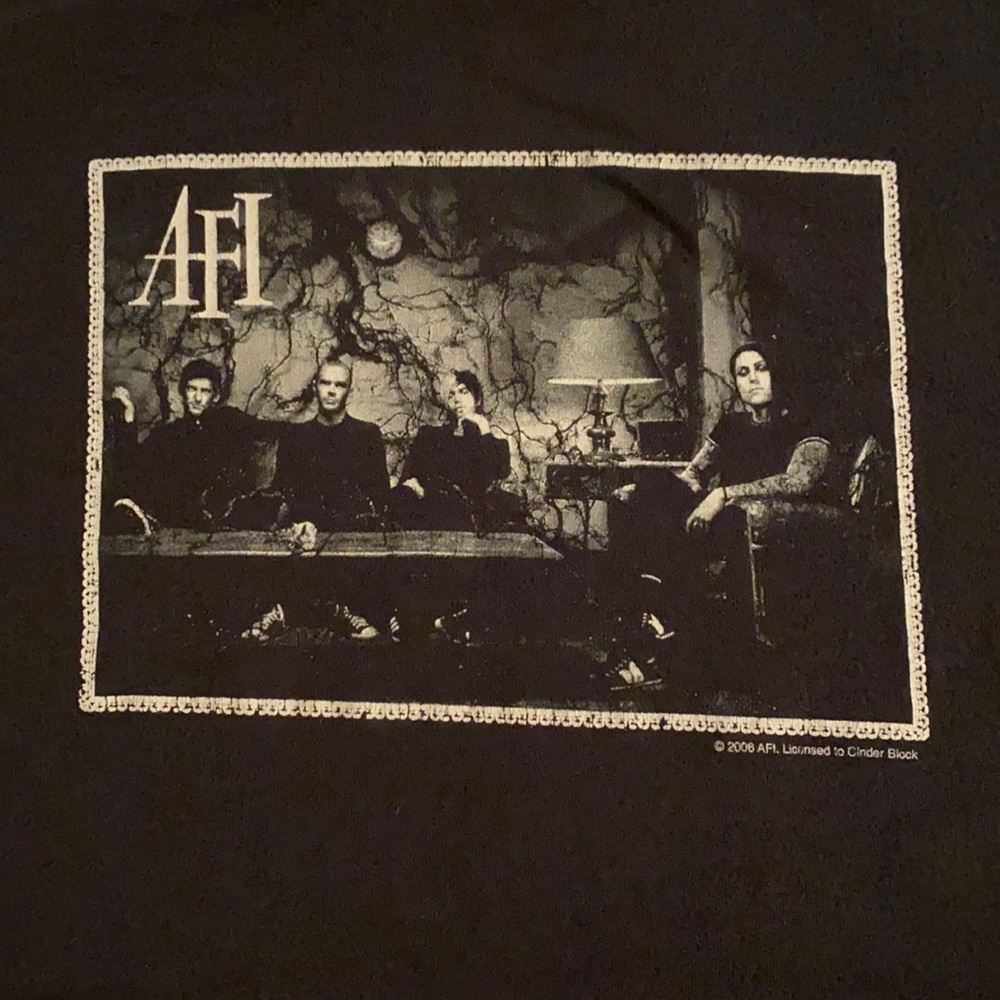 AFI Vines youth shirt